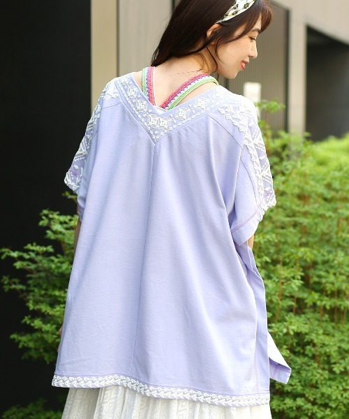 チチカカ（チチカカ）の「リサイクル素材ｘキカプリントチュニック（チュニック・レディース・ホワイト/パープル/グリーン・FREE）」の7枚目の写真