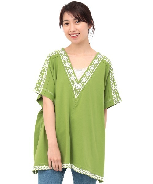 チチカカ（チチカカ）の「リサイクル素材ｘキカプリントチュニック（チュニック・レディース・ホワイト/パープル/グリーン・FREE）」の9枚目の写真