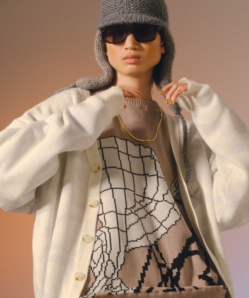 bal（バル）の「【2022秋冬】JACQUARD COTTON CREWNECK SWEATER（ニット/セーター・メンズ・チャコール/ベージュ系その他・MEDIUM/LARGE/X-LARGE）」の2枚目の写真