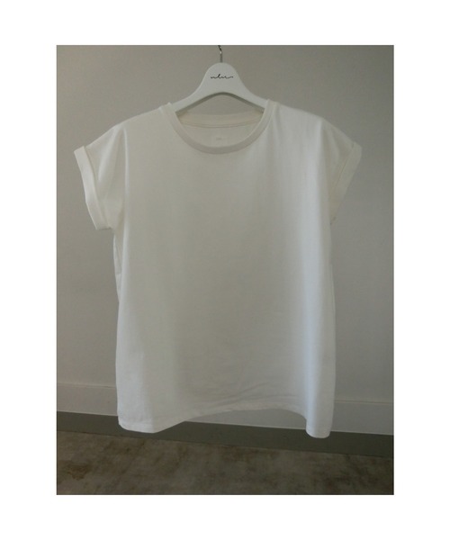 ulu(ウル)の「roundneck roll up Tshirt(Tシャツ/カットソー・レディース・ホワイト・FREE)」の12枚目の写真