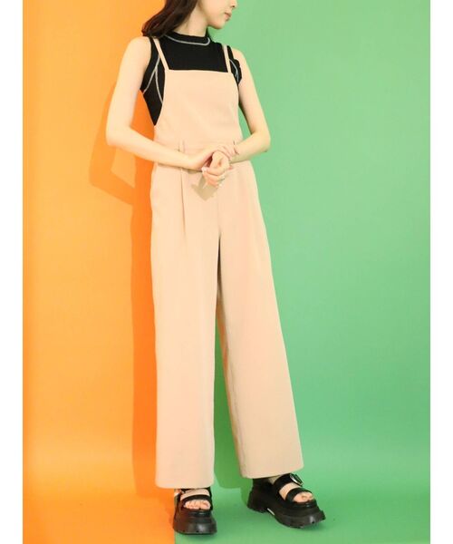 EVRIS（エヴリス）の「バッククロスツイルサロペット（サロペット/オーバーオール・レディース・ブラック/ベージュ/グリーン・FREE）」の8枚目の写真