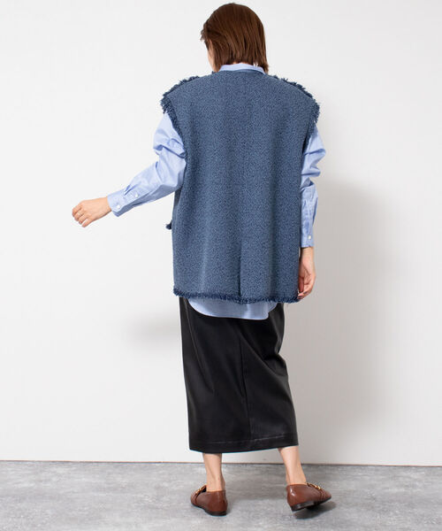 NOLLEY’S Sophi(ノーリーズソフィ)の「フェイクレザーハイウエストタイトスカート(スカート・レディース・ブラック/ベージュ・38/36)」の3枚目の写真