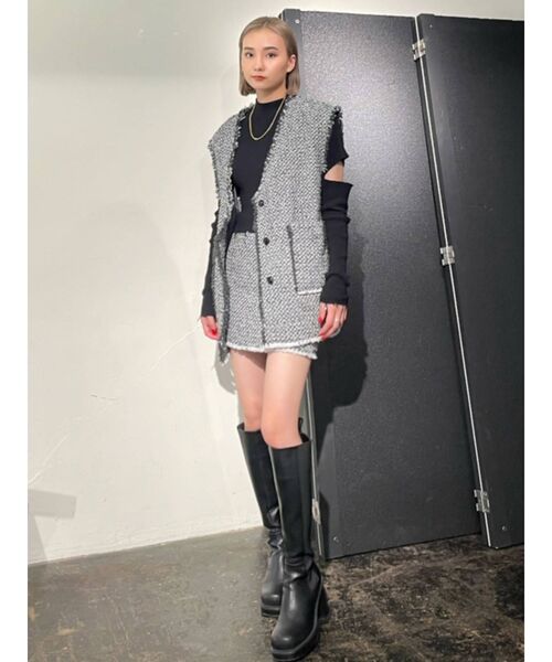 EMODA（エモダ）の「サイドゴアミドルブーツ（ブーツ・レディース・ブラック/アイボリー・SMALL/MEDIUM/LARGE）」の11枚目の写真