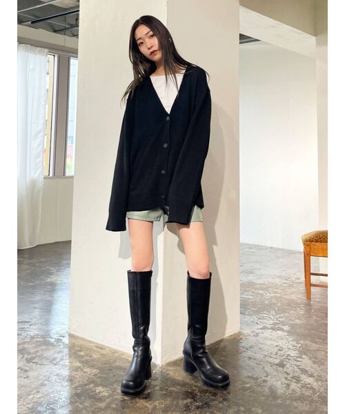 EMODA（エモダ）の「サイドゴアミドルブーツ（ブーツ・レディース・ブラック/アイボリー・SMALL/MEDIUM/LARGE）」の18枚目の写真