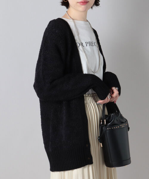 NOLLEY’S(ノーリーズ)の「◇【WEB限定】フェザーヤーンVネックカーディガン(カーディガン/ボレロ・レディース・ブラック/オフホワイト/ベビーピンク・38)」の21枚目の写真