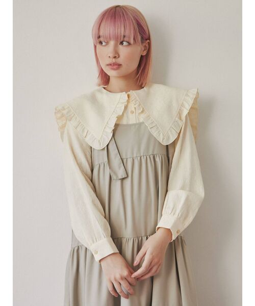 merry jenny(メリージェニー)の「floral コットンbigカラーブラウス(シャツ/ブラウス・レディース・アイボリー/オフホワイト/ブラック・FREE)」の3枚目の写真