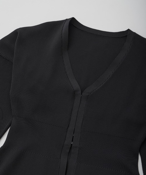 CEL ANSWER（シーイーエルアンサー）の「ボリュームスリーブカーディガン（カーディガン/ボレロ・レディース・ネイビー/ブラック/チャコールグレー・FREE）」の21枚目の写真