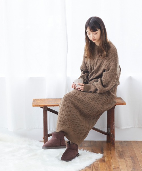 mooimooi（モーイモーイ）の「撥水ショート ムートンブーツ（ブーツ・レディース・チャコールグレー/ブラック/ダークブラウン/ベージュ/ブルー/キャメル/アイボリー系・LL/3L/4L/S/M/L）」の10枚目の写真