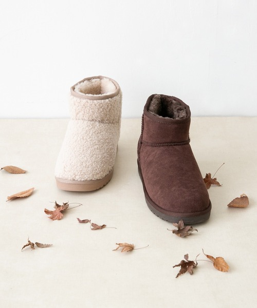 mooimooi（モーイモーイ）の「撥水ショート ムートンブーツ（ブーツ・レディース・チャコールグレー/ブラック/ダークブラウン/ベージュ/ブルー/キャメル/アイボリー系・LL/3L/4L/S/M/L）」の14枚目の写真