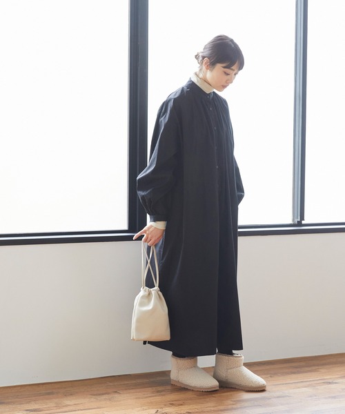 mooimooi(モーイモーイ)の「撥水ショート ムートンブーツ(ブーツ・レディース・チャコールグレー/ブラック/ダークブラウン/ベージュ/ブルー/キャメル/アイボリー系・LL/3L/4L/S/M/L)」の18枚目の写真