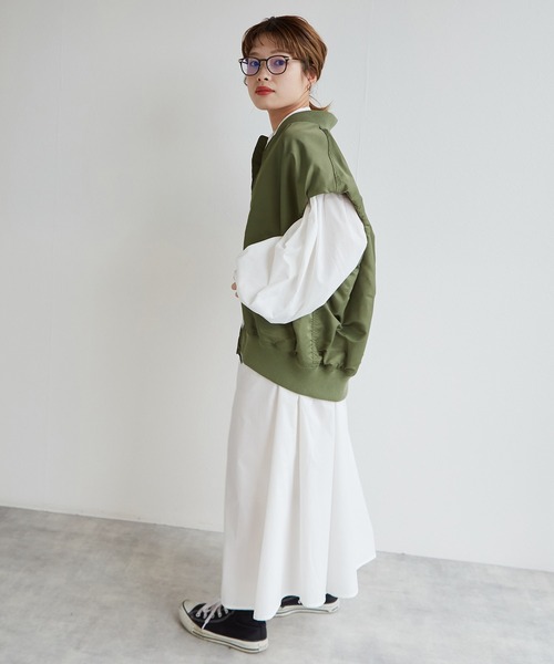 w closet（ダブルクローゼット）の「ボリュームスリーブシャツワンピース（シャツワンピース・レディース・オフホワイト/ブラック/ラベンダー/モカ/ライトベージュ/サックスブルー系・FREE）」の22枚目の写真