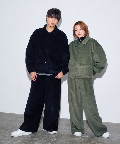 INTER FACTORY(インターファクトリー)の「こなん - コーデュロイストレートスラックス made in INTER FACTORY(スラックス・レディース・オリーブ/ブラック/ワインレッド・MEDIUM/LARGE)」の4枚目の写真