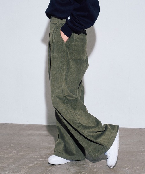 INTER FACTORY(インターファクトリー)の「こなん - コーデュロイストレートスラックス made in INTER FACTORY(スラックス・レディース・オリーブ/ブラック/ワインレッド・MEDIUM/LARGE)」の19枚目の写真