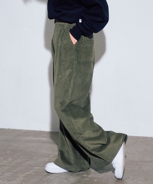 INTER FACTORY(インターファクトリー)の「こなん - コーデュロイストレートスラックス made in INTER FACTORY(スラックス・レディース・オリーブ/ブラック/ワインレッド・MEDIUM/LARGE)」の21枚目の写真