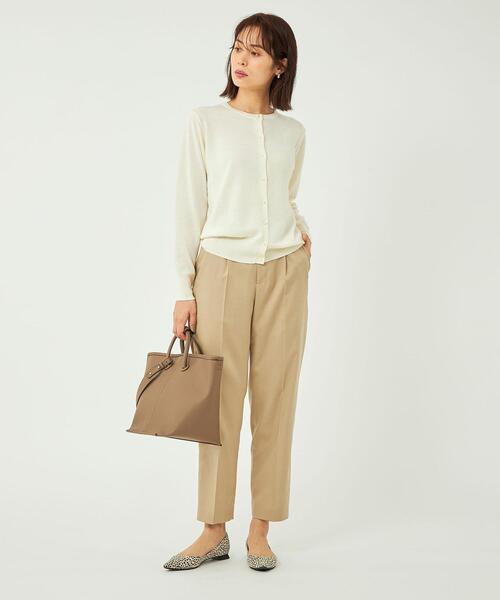 green label relaxing(グリーンレーベルリラクシング)の「P サテン テーパード パンツ(その他パンツ・レディース・ベージュ/ネイビー/ケリー・36/38/40)」の10枚目の写真