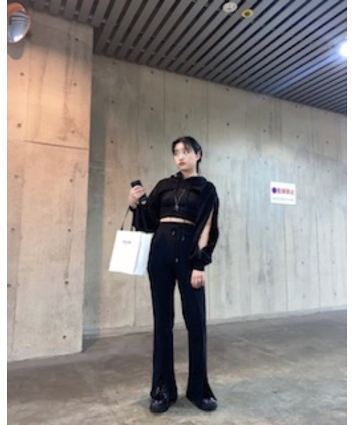 epine（エピヌ）の「Ee cropped hoodie（パーカー・レディース・ホワイト・FREE）」の10枚目の写真