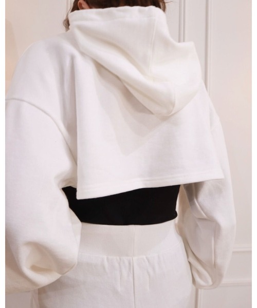 epine（エピヌ）の「Ee cropped hoodie（パーカー・レディース・ホワイト・FREE）」の16枚目の写真