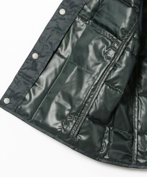B:MING by BEAMS（ビーミングバイビームス）の「TAION / Vネックボタン インナーダウンベスト（100～140cm）（ベスト・キッズ・ベージュ/ミント/チャコールグレー・100/110/120/130/140）」の6枚目の写真