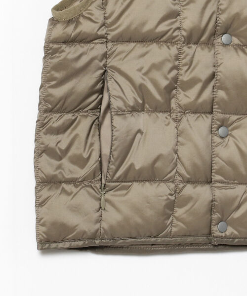 B:MING by BEAMS（ビーミングバイビームス）の「TAION / Vネックボタン インナーダウンベスト（100～140cm）（ベスト・キッズ・ベージュ/ミント/チャコールグレー・100/110/120/130/140）」の13枚目の写真