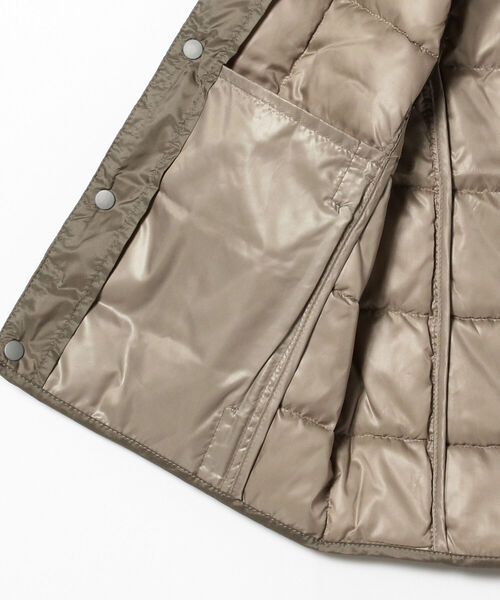 B:MING by BEAMS（ビーミングバイビームス）の「TAION / Vネックボタン インナーダウンベスト（100～140cm）（ベスト・キッズ・ベージュ/ミント/チャコールグレー・100/110/120/130/140）」の12枚目の写真