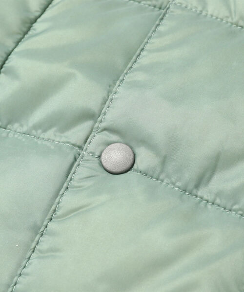 B:MING by BEAMS（ビーミングバイビームス）の「TAION / Vネックボタン インナーダウンベスト（100～140cm）（ベスト・キッズ・ベージュ/ミント/チャコールグレー・100/110/120/130/140）」の16枚目の写真