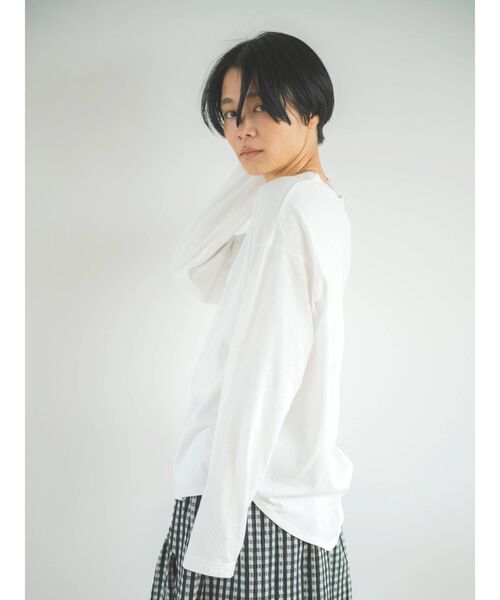 Ungrid(アングリッド)の「ラウンドロングスリーブTee(Tシャツ/カットソー・レディース・ブラック/オフホワイト・FREE)」の5枚目の写真