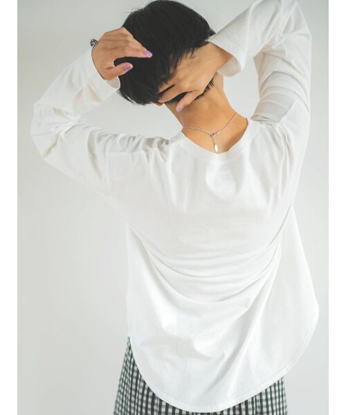 Ungrid(アングリッド)の「ラウンドロングスリーブTee(Tシャツ/カットソー・レディース・ブラック/オフホワイト・FREE)」の6枚目の写真