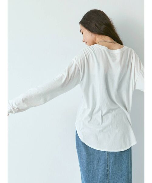 Ungrid(アングリッド)の「ラウンドロングスリーブTee(Tシャツ/カットソー・レディース・ブラック/オフホワイト・FREE)」の11枚目の写真