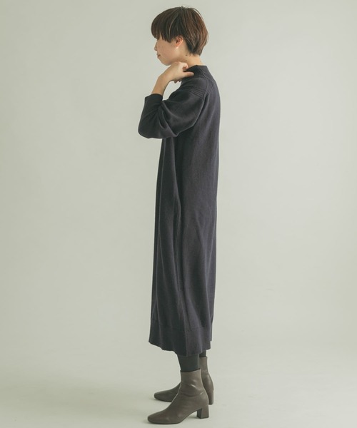 FORK&SPOON（フォークアンドスプーン）の「FORK&SPOON　タートルニットワンピース（ワンピース・レディース・グレー/ネイビー・1/2）」の13枚目の写真