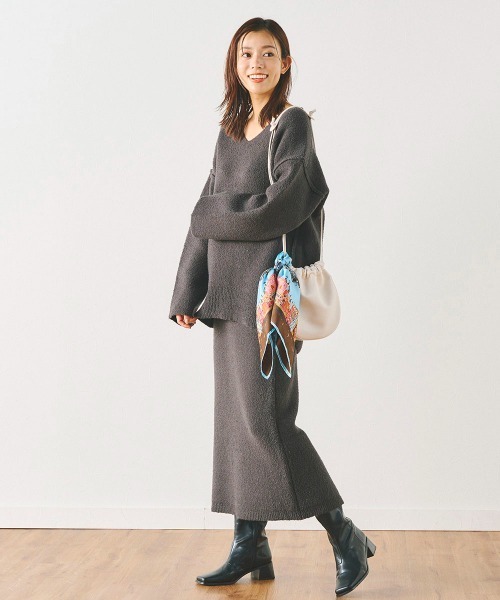 Droite lautreamont（ドロワットロートレアモン）の「Vネックブークレーニット《手洗い可能》（ニット/セーター・レディース・パープル/オフホワイト/チャコールグレー・M）」の21枚目の写真