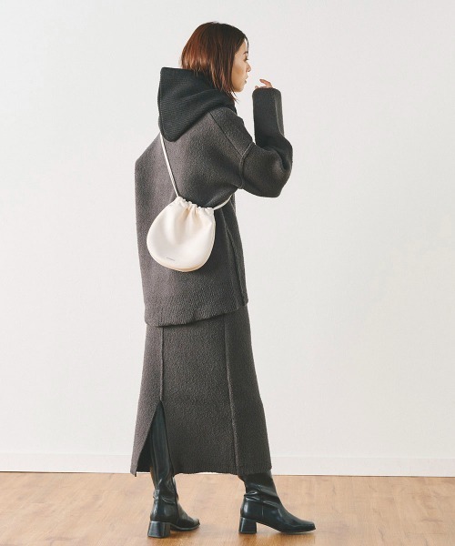 Droite lautreamont（ドロワットロートレアモン）の「Vネックブークレーニット《手洗い可能》（ニット/セーター・レディース・パープル/オフホワイト/チャコールグレー・M）」の14枚目の写真