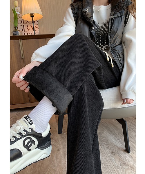 LOPASS（ロパス）の「【低身長向け】暖かい裏毛ワイドパンツ（その他パンツ・レディース・ベージュ/ブラック/アイボリー/グレー/アイボリー系・S/M/L）」の3枚目の写真