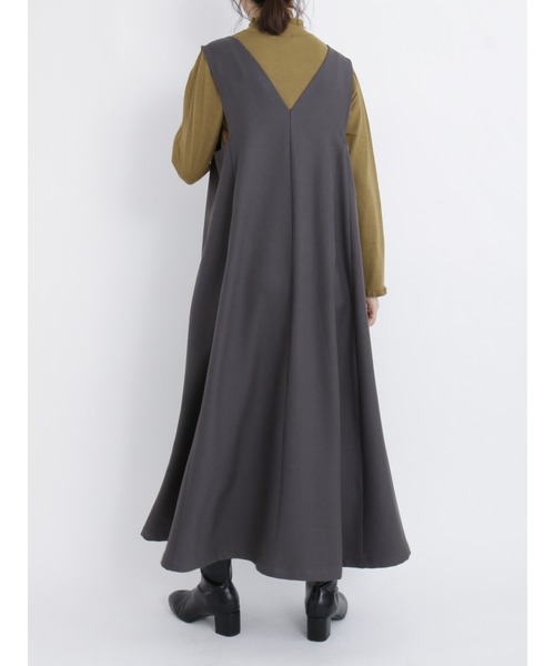 Samansa Mos2 blue(サマンサモスモスブルー)の「フリルニットプルオーバー(ニット/セーター・レディース・ブラック/オフホワイト/イエロー/シルバーグレー・フリ-)」の8枚目の写真