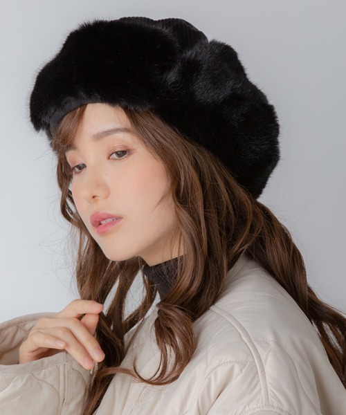 polcadot(ポルカドット)の「コーディロイ フェイクファー フライトキャップ(キャップ・レディース・ベージュ/ブラック/パープル・FREE)」の6枚目の写真