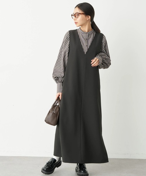 earth music&ecology（アースミュージックアンドエコロジー）の「Vネックジャンスカ（ワンピース・レディース・ブラック/アイボリー/パープル/ブルー・FREE）」の3枚目の写真