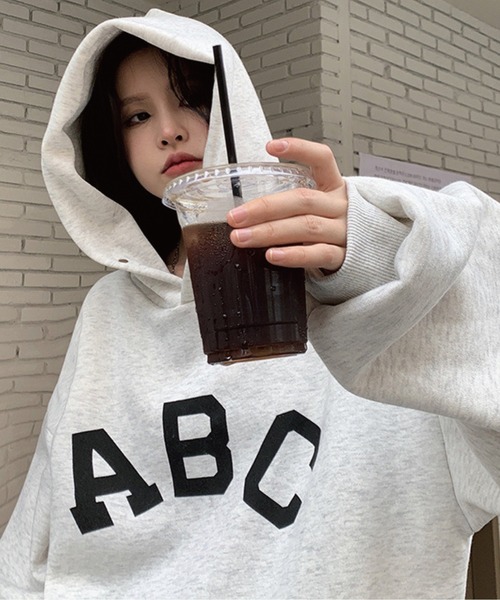 ABCロゴプリントBIGシルエットプルパーカー（パーカー）｜meJane（ミー