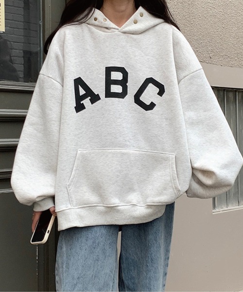 ABCロゴプリントBIGシルエットプルパーカー（パーカー）｜meJane（ミー