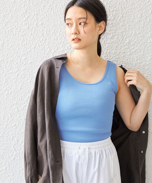 SHIPS(シップス)の「オーガニック コットン タンクトップ ◇(タンクトップ・レディース・オフホワイト/ライトブルー/ダークグレー/ベージュ・ONE SIZE)」の15枚目の写真