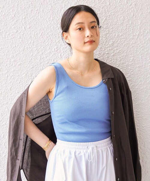 SHIPS(シップス)の「オーガニック コットン タンクトップ ◇(タンクトップ・レディース・オフホワイト/ライトブルー/ダークグレー/ベージュ・ONE SIZE)」の20枚目の写真
