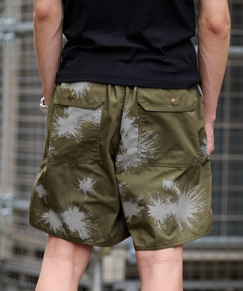 ARMY TWILL(アーミーツイル)の「ARMY TWILL プリント コットン/ポリエステル プレーン ベイカーショーツ AM-2315008(その他パンツ・メンズ・ホワイト/カーキ・L/M)」の5枚目の写真