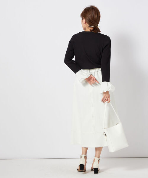 NOLLEY’S（ノーリーズ）の「《手洗い可能》タフタカフスプルオーバーニット（ニット/セーター・レディース・ネイビー/ブラック/オフホワイト・38）」の17枚目の写真