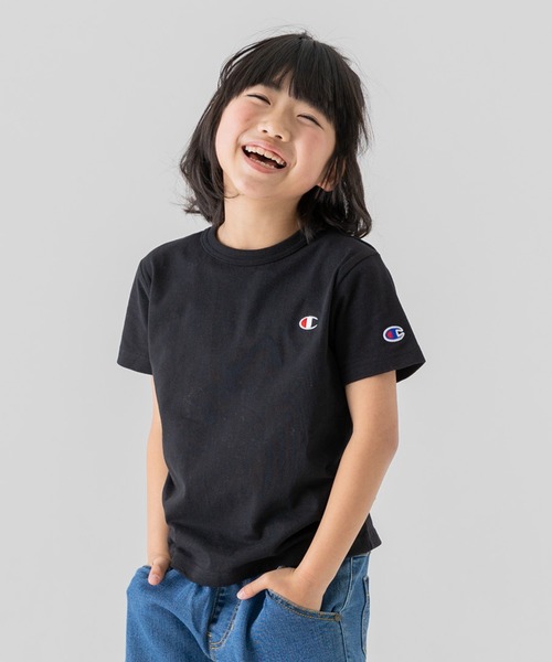 Champion(チャンピオン)の「champion / チャンピオン ロゴ半袖Tシャツ(Tシャツ/カットソー・キッズ・ブラック/ベージュ/ネイビー/オレンジ/ホワイト/グリーン・130cm/120cm/110cm/100cm/90cm/80cm)」の3枚目の写真
