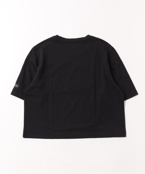 adidas（アディダス）の「マリメッコ クロップTシャツ