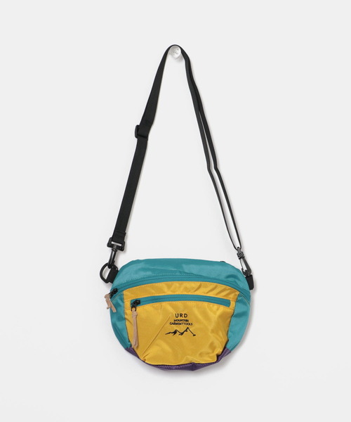 URBAN RESEARCH DOORS（アーバンリサーチドアーズ）の「URD MINI SHOULDER BAG（ショルダーバッグ・メンズ・チャコールグレー/アイボリー/その他1/オリーブ/ブラック・-）」の6枚目の写真