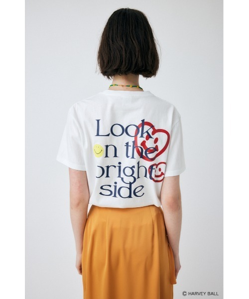 MOUSSY(マウジー)の「SMILEY FACE MOUSSY LOGO Tシャツ(Tシャツ/カットソー・レディース・ホワイト/ブラック/グリーン・1/2)」の18枚目の写真