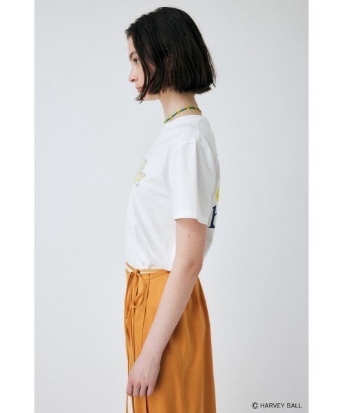 MOUSSY(マウジー)の「SMILEY FACE MOUSSY LOGO Tシャツ(Tシャツ/カットソー・レディース・ホワイト/ブラック/グリーン・1/2)」の9枚目の写真