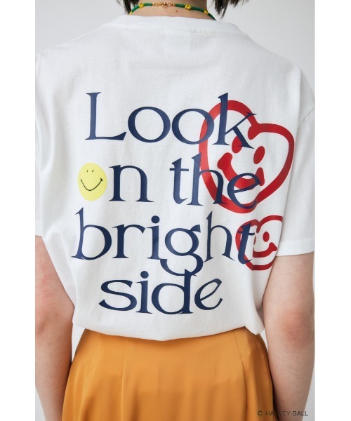 MOUSSY(マウジー)の「SMILEY FACE MOUSSY LOGO Tシャツ(Tシャツ/カットソー・レディース・ホワイト/ブラック/グリーン・1/2)」の14枚目の写真