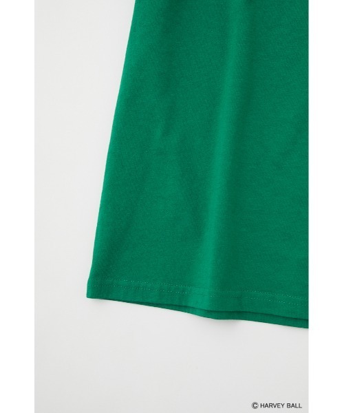 MOUSSY(マウジー)の「SMILEY FACE MOUSSY LOGO Tシャツ(Tシャツ/カットソー・レディース・ホワイト/ブラック/グリーン・1/2)」の8枚目の写真