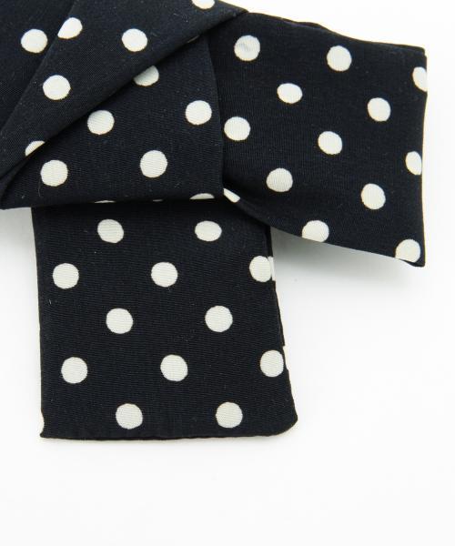 BEAMS BOY(ビームスボーイ)の「BEAMS BOY / 変形リボン バレッタ(バレッタ/ヘアクリップ・レディース・ブラック/ネイビー・ONE SIZE)」の9枚目の写真