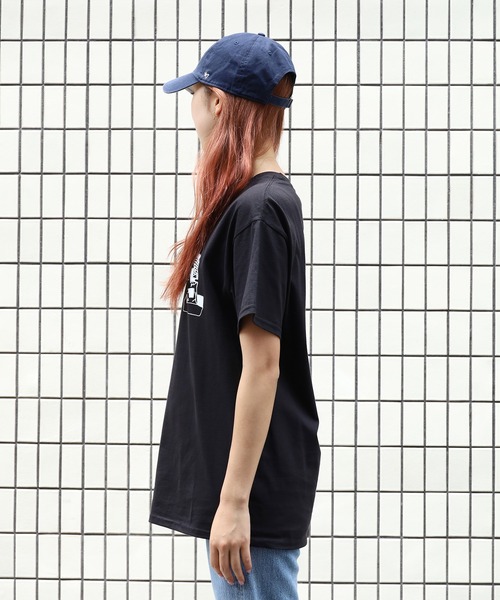 ROOPTOKYO(ループトウキョウ)の「SUICIDAL TENDENCIES TS 8 Skater + Sticker Tシャツ グラフィックTシャツ(Tシャツ/カットソー・メンズ・ホワイト/ブラック・M/L/XL)」の3枚目の写真